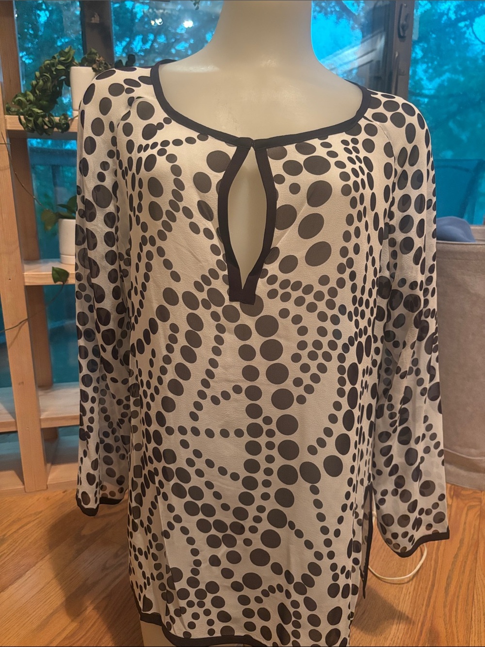 Women's Black & White Dot-Print Tunic coverup size 1